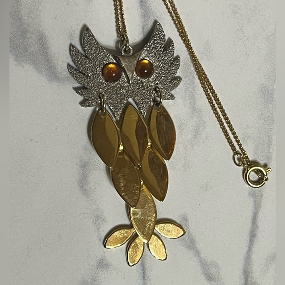 Vintage Jewelry - Vintage Owl Necklace